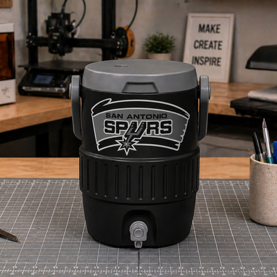 Spurs Can Holder